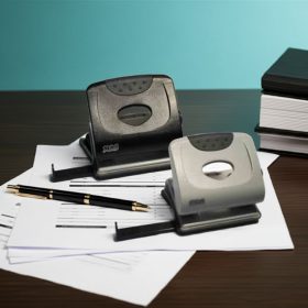 MOS 7830 irodai lyukasztó fekete (30 lapos)