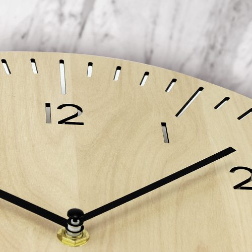 Prim Lines 30cm fa falióra, világos fa szín, lézergravírozható (E07.4120.50)